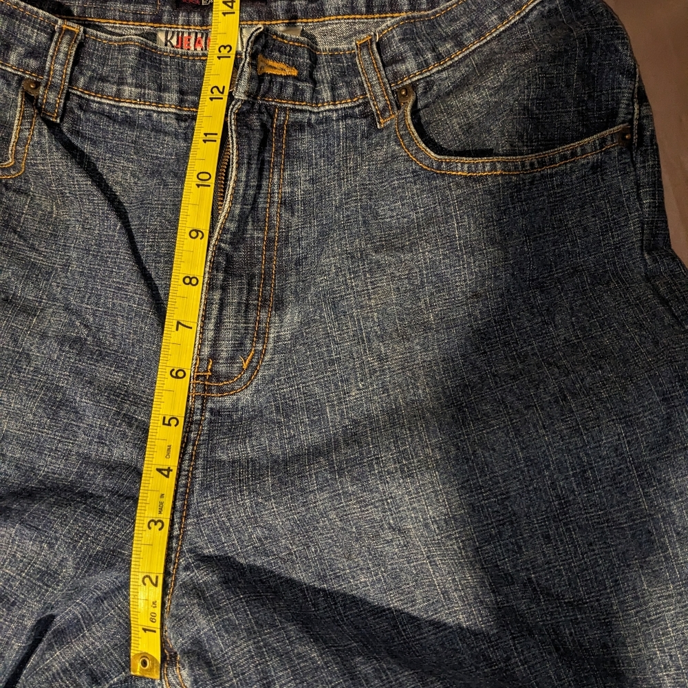 Jeans - Picture 4 of 5
